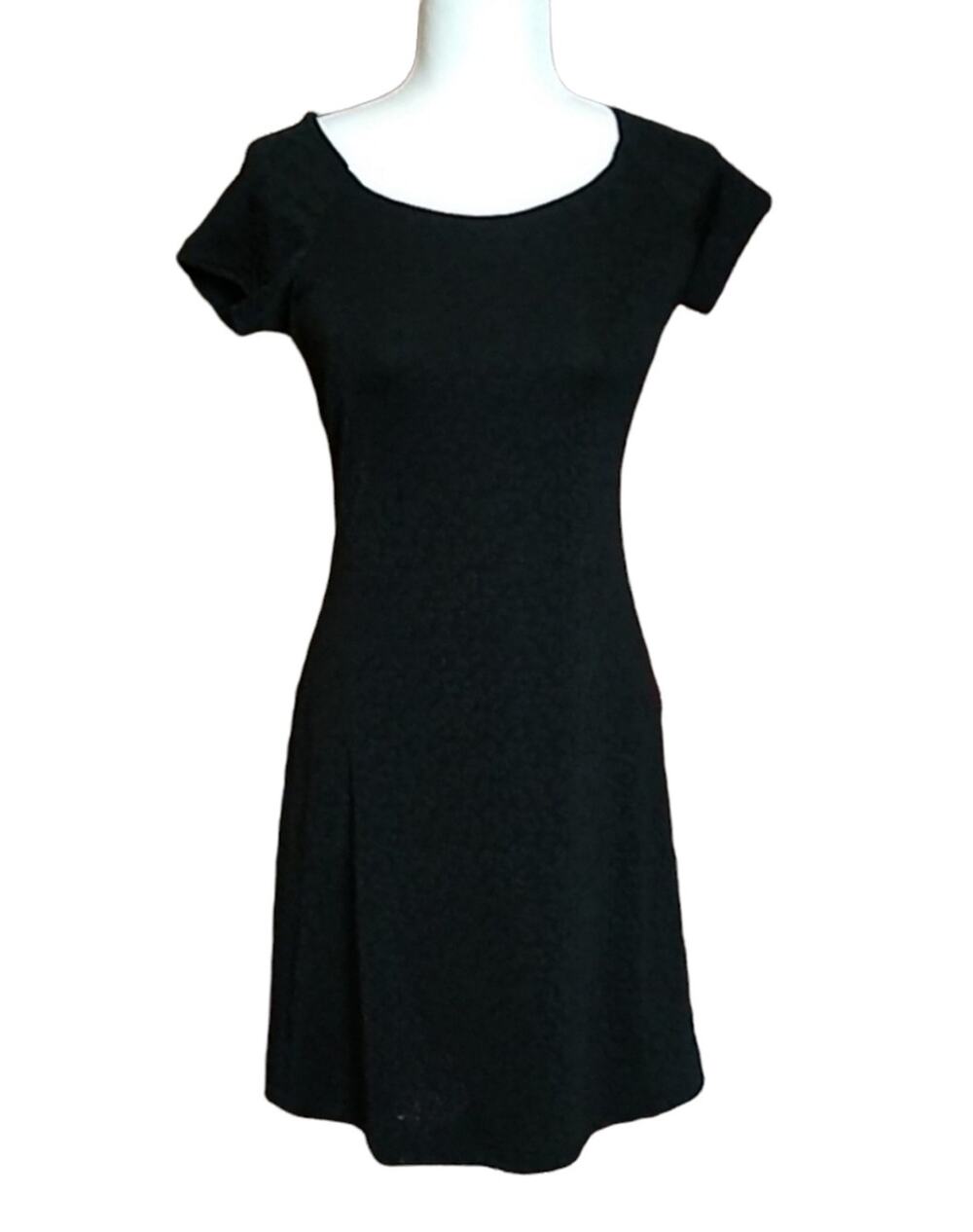 Heart & Soul JRS M Dress Black Leopard Print Fitted Short Sleeve Stretch